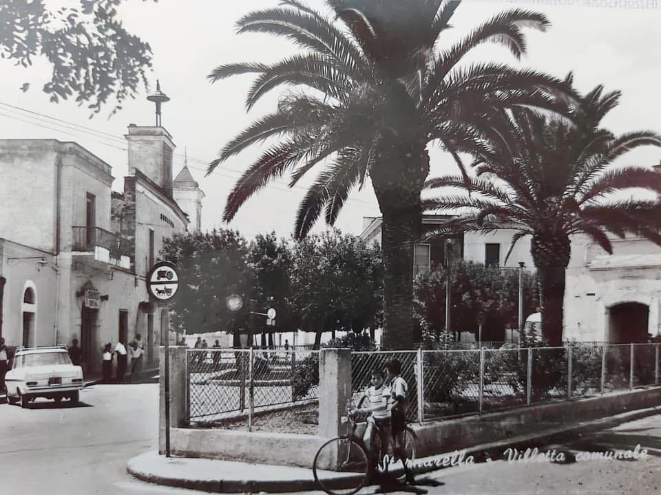 Villetta comunale, fontana e Piazza Umberto I